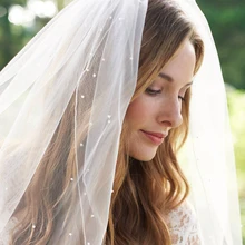 Pearl Beaded White Ivory Short Wedding Veil with Comb One-layer Cathedral Bridal Veil with Pearls Short Bridal Tull Bride Veil