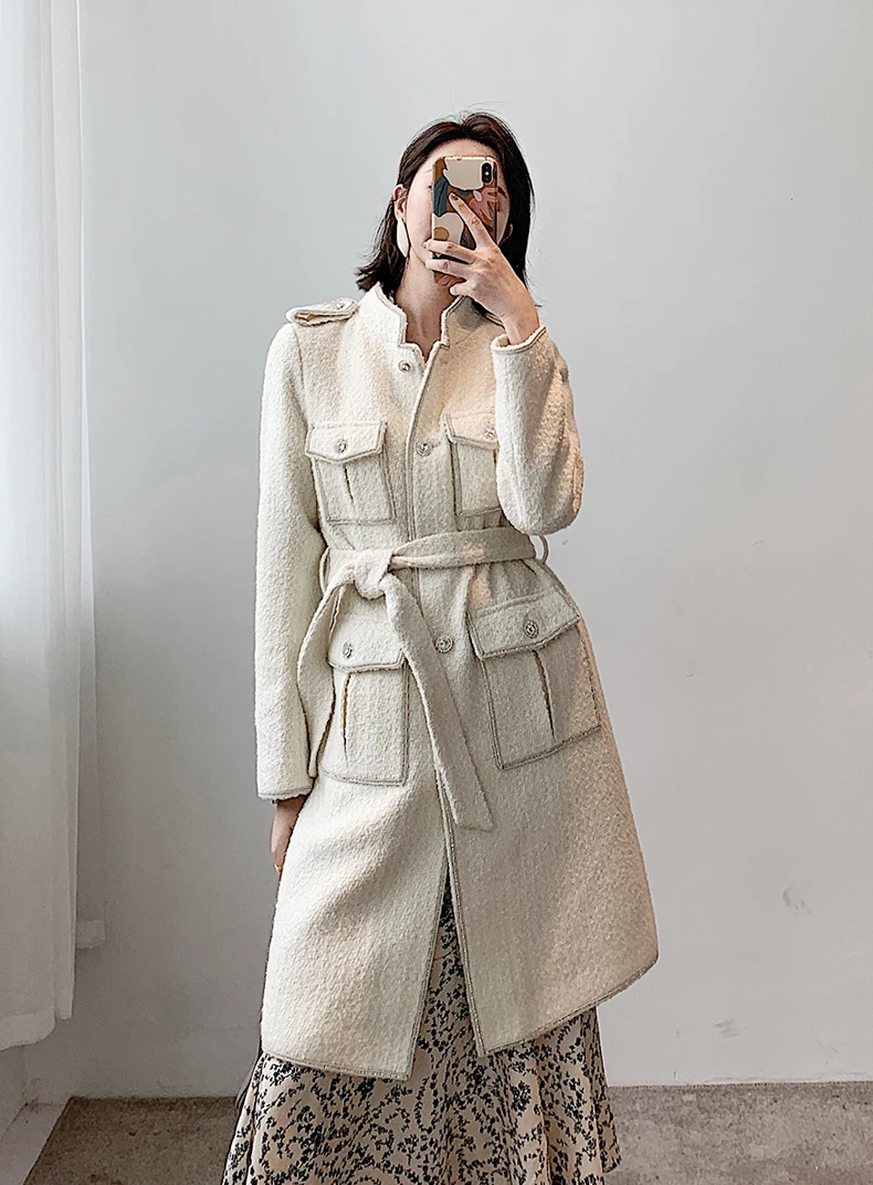 Зимнее женское пальто стиль длинный рукав стоячий воротник, ногти, бусы ...