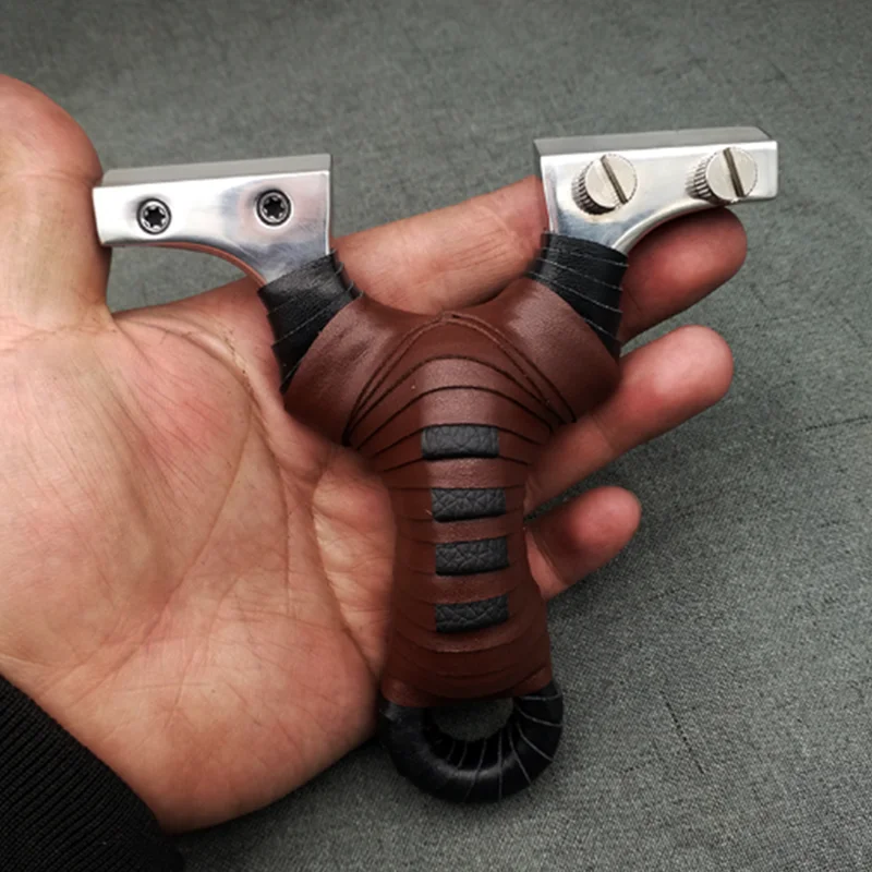 

Outdoor Actual Combat New Stainless Steel Flat Leather Slingshot Wire Cutting Outdoor Direct Hunting Precision Launch Slingshot