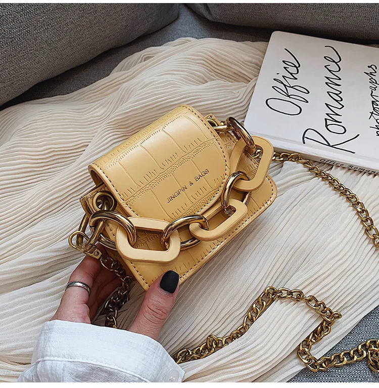 11667443096_2001407584