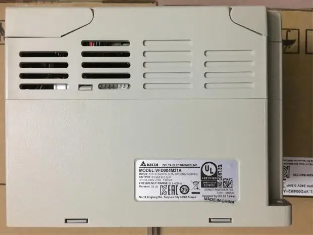 

New spot Delta inverter VFD-M VFD004M21A 0.4KW230V 220V 1 / 3PHASE
