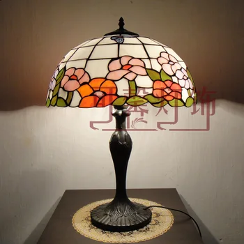 

12 Inch Flesh Country Flowers butterfly Tiffany Table Lamp Country Style Stained Glass Lamp for Bedroom E27 110-240V