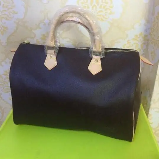 Bolso de mano de alta calidad para mujer, bolsa de almohada de 30/35cm, a la moda, envío gratis, novedad de 2020