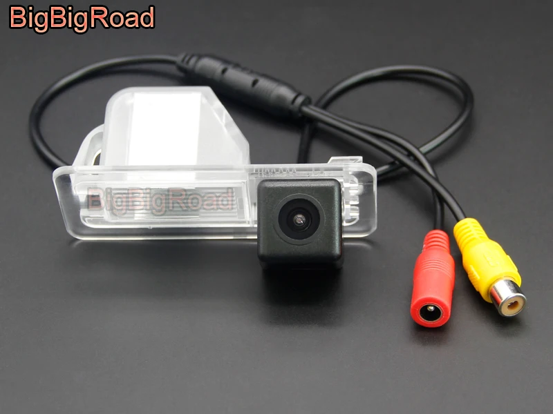 BigBigRoad Vehicle Wireless Rear View Parking Camera HD Color Image Waterproof For Leopaard CS10