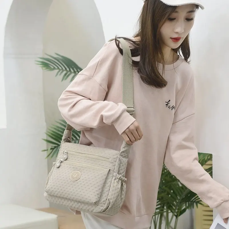Travel Female Male Crossbody Bags Zipper Multiple Pocket Handbag Casual Waterproof Nylon Women Shoulder Messenger Bag Travel Female Male Crossbody Bags Zipper Multiple Pocket Handbag Casual Waterproof Nylon Women Shoulder Messenger Bag