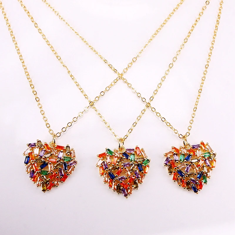 серьги из биконусов. кольцо радуга. коллекция радуга ювелир. ювелирные украшения радуга. золотое кольцо с разноцветными камнями.