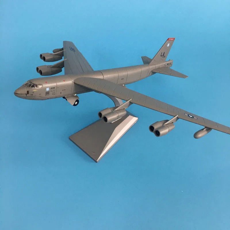 Jason TUTU Aircraft Plane 1:200 scale Alloy fighter model US B52 bomber military model Airplane Dropshipping jason tutu 1 72 scale diecast alloy russian fighter sukhoi su 35 military air force su 35 aircraft model airplane dropshipping