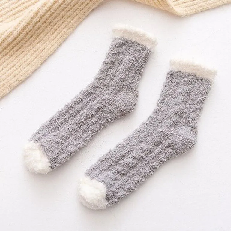Осень-зима, толстые теплые женские носки из бархата кораллового цвета, однотонные домашние носки-тапочки средней длины, милые пушистые носки для девочек - Цвет: 1