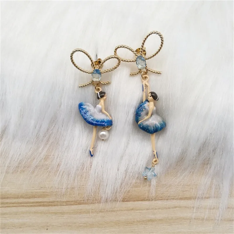 

S04-06211 Fashion Cute Tiny Ballet Dancer Stud Earrings Gift for School Girls Daughter's Gift