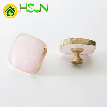 

Brass Wardrobe Door Cupboard Drawer Handle Modern Concise Foramina Singulare Cabinet Door Northern Europe Light Luxurious Hand