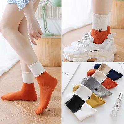 Носки женские трубчатые носки Корейская версия диких женских трубчатых носков осенние и зимние модели женские хлопчатобумажные носки