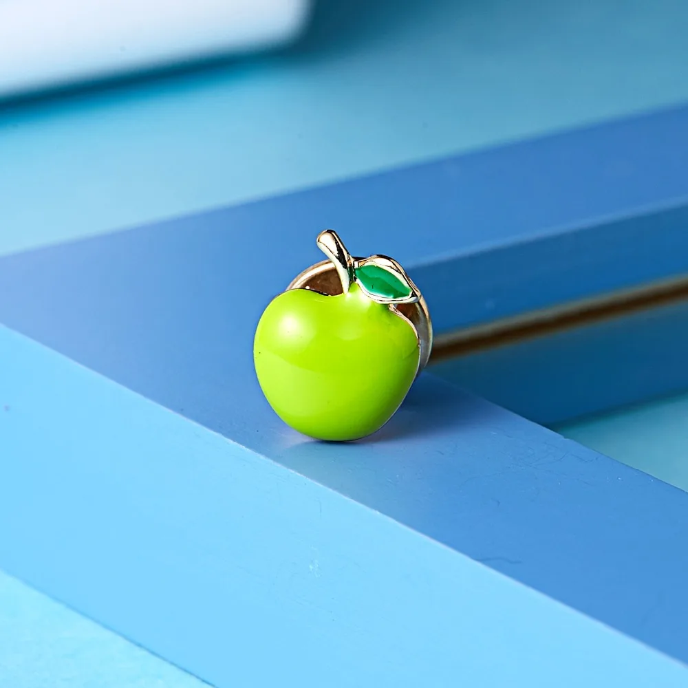 Зеленая брошь "яблоко" мультфильм сосна яблоко Эмаль Булавка смешной яркий красный чили значок с кристаллом милые фрукты овощи трендовые ювелирные изделия корсаж