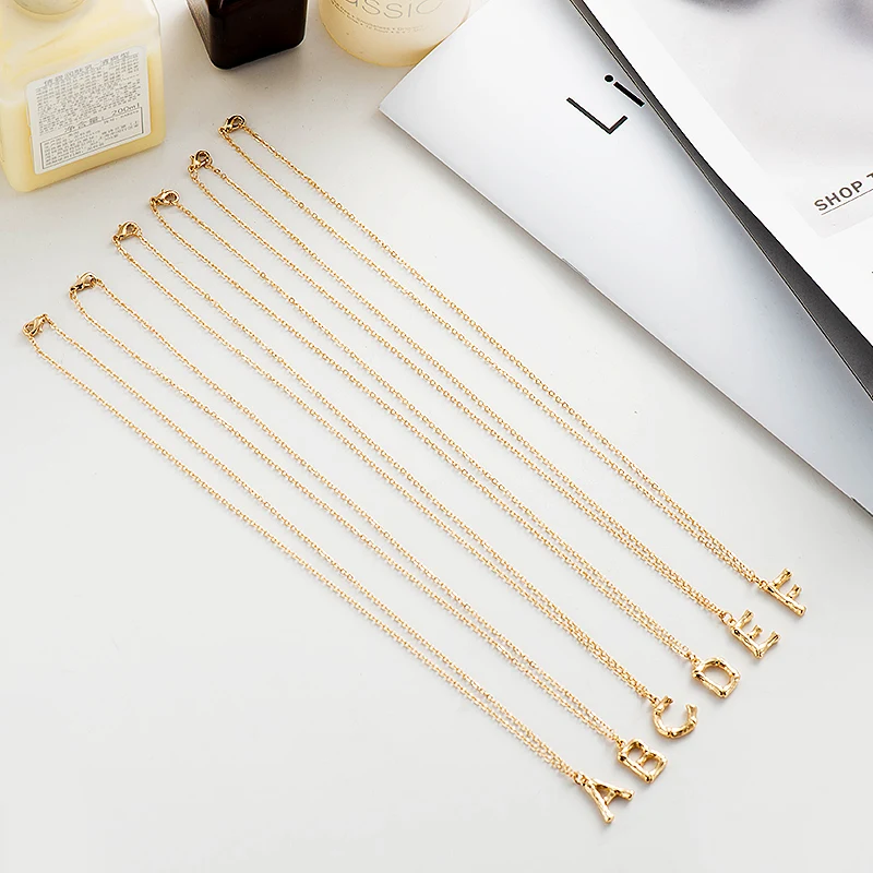 Fever& Free, женское модное крошечное ожерелье с золотыми буквами, большой бамбуковый начальный кулон, ожерелье для девочек, лучшие подарки, крупные ювелирные изделия