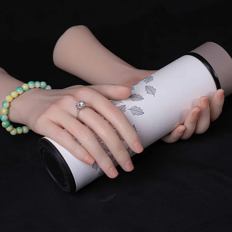Female Hand Model Lifelike Fake Liquid Silicone Mannequin Hands For Manicure Art Jewelry Display Sketch Practice Zishine TGDW05