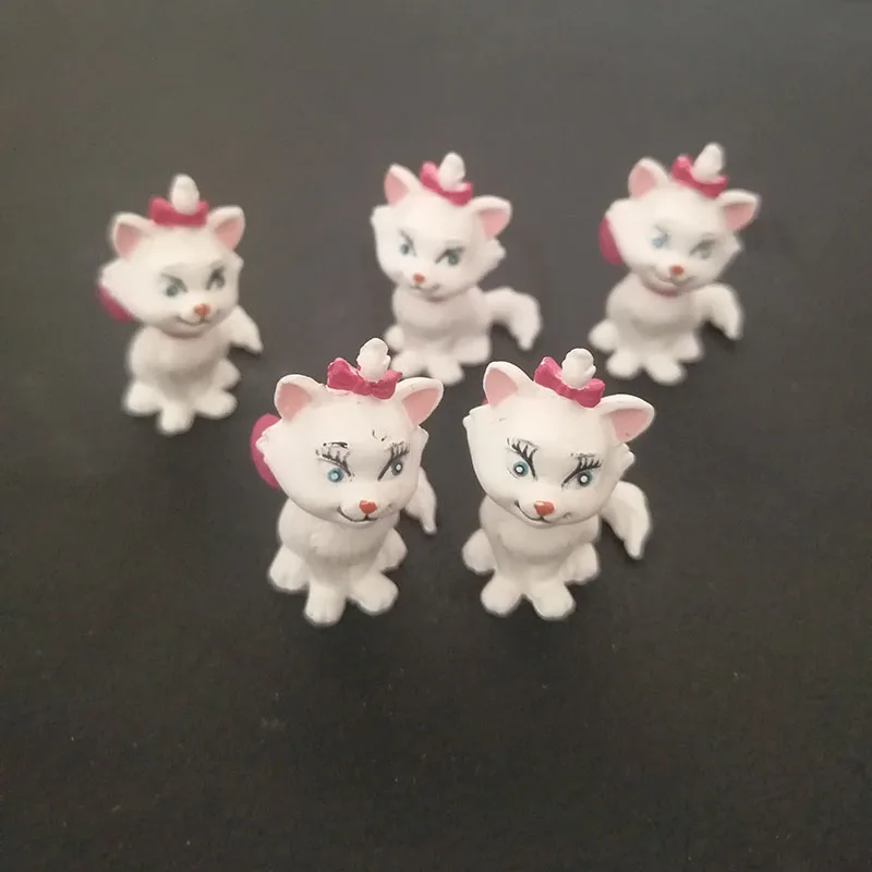 

50pcs Marie Cat Small Figures Toy Mini Marie Cat Model Doll DIY Materials Cake Decors 2.5cm