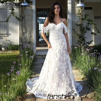 

Fanshao Beach Wedding Dresses Spaghetti Straps Sexy Deep V Neck Wedding Party Gowns Lace Appliques Backless Robe De Mariée