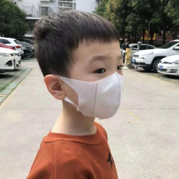 

40pcs Non-woven Children Mask Anti-dust Pollution Melt-blown Protective Anti-Pollen Breathable Mask 95% Filtration