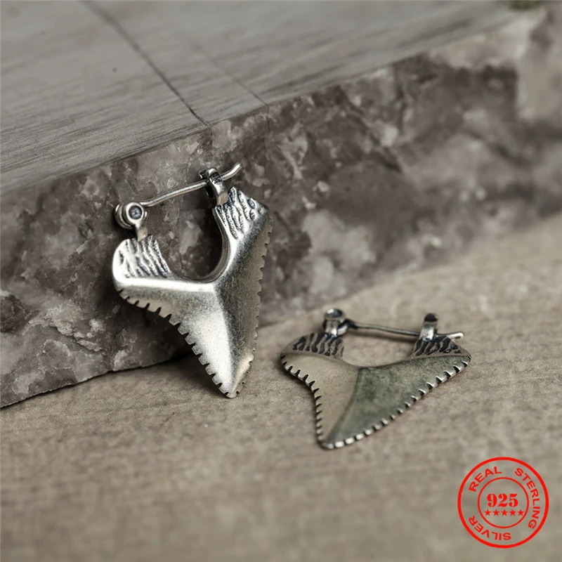 Серьги женские из серебра 925 пробы в виде Зубов Акулы мужские серьги-гвоздики |