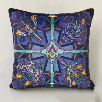 

Royal Europe New Design Luxury Cushion Case Squire Shape Horse Decorative Sofa Velvet Throw Pillow Seat Chair