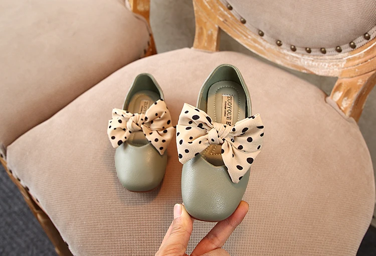 Зеленый Очень красивая детская обувь с бантом новая весенняя обувь принцессы для девочек г. От 1 до 9 лет, очень мягкая и удобная - Цвет: Зеленый