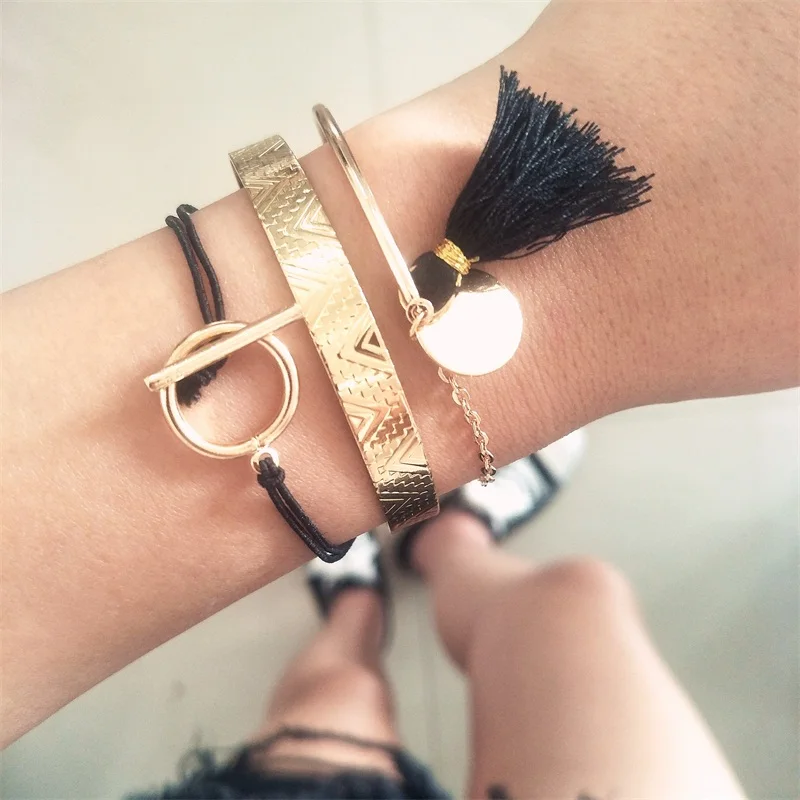 

3 Pcs/Set Retro Women Bracelets Set Classic Triangle Round Leather Chain Black Tassel Pendant Bracelet Lady Fashion Jewelry Gift