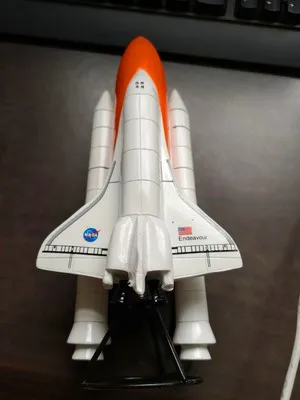 Скульптура космонавта современная скульптура из смолы ручная работа аксессуары