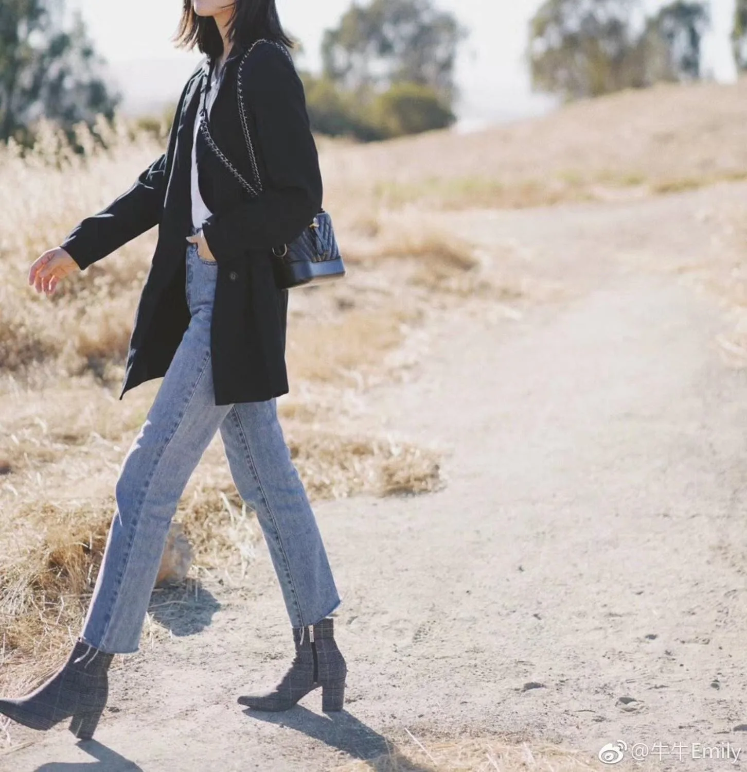 Women Blazer Double Breasted Black Jacket Elegant Loose Jacket with Pockets Women Blazer Double Breasted Black Jacket Elegant Loose Jacket with Pockets