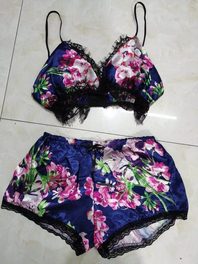 340415a9d5ccaaa70b7d1bd46c8909d