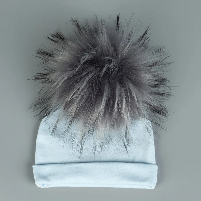 17Light Blue Осенне-зимний мягкий хлопковый бант для новорожденных, аксессуары для мальчика, шапка для ребенка, шапка для младенца с искусственным помпон из меха енота - Цвет: 17Light Blue