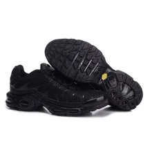 black nike tn air