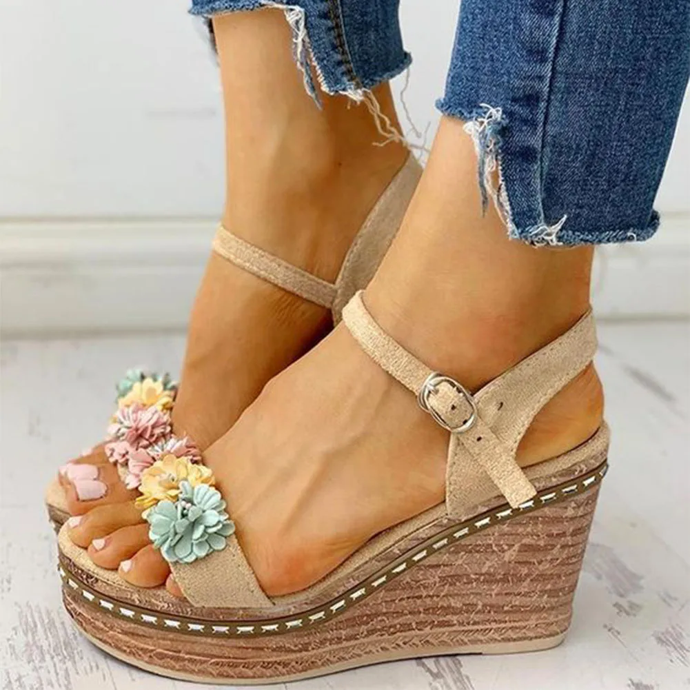 comfortable platform heels