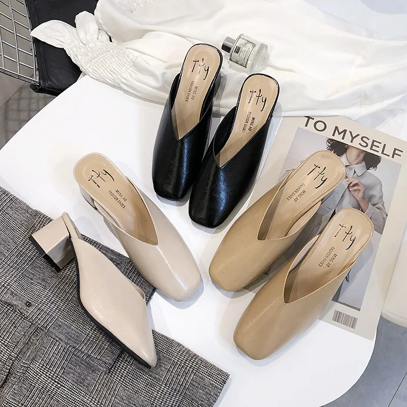 

2019 Slipper Woman With Clothes Square With Sandals Woman Shoe