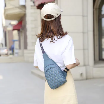 

crossbody bags for women fanny pack solid color rivet PU leather women's Shoulder Messenger Bag bags for women 2020 waist bag