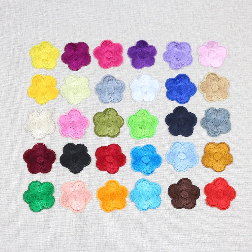 

Lulang 30Pcs Plum Blossom Patch Embroidery Flowers Patches DIY Applique Iron on Clothing Sew on Supplies Badges Sticker