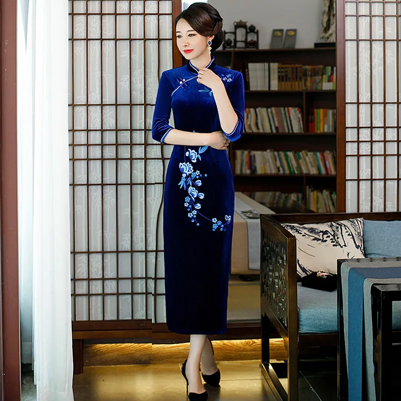 Бургундия Женская Вышивка цветок Cheongsam сексуальный китайский стиль длинное платье весна Qipao тонкие Вечерние платья на пуговицах Vestido M-4XL - Цвет: Синий