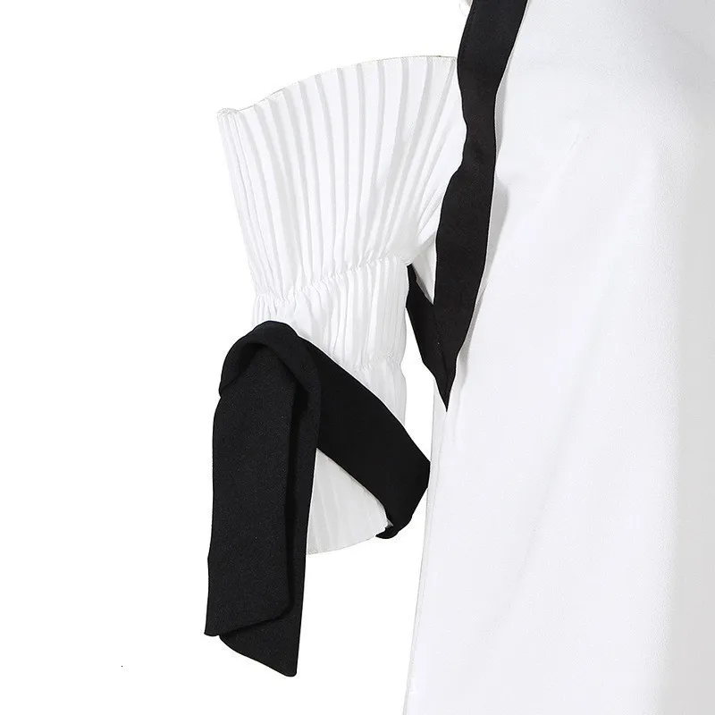 TWOTWINSTYLE летняя блузка с открытыми плечами для женщин, о-образный вырез, половина рукава, облегающая плиссированная рубашка, женская модная одежда, новинка