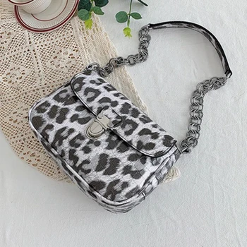

Women's 2020 new leopard print messenger bag soft leather fashion lady shoulder bag and handbag travel messenger bag