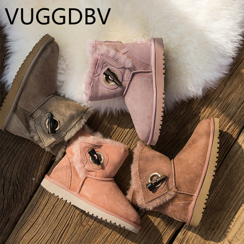 

Snow boots female 2019 new autumn and winter sheep fur one short boots leather flat bottom non-slip warm cotton shoes