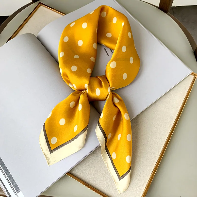 2023 Luxury Square Silk Scarf Women Luxury Polka Dot Shawls and