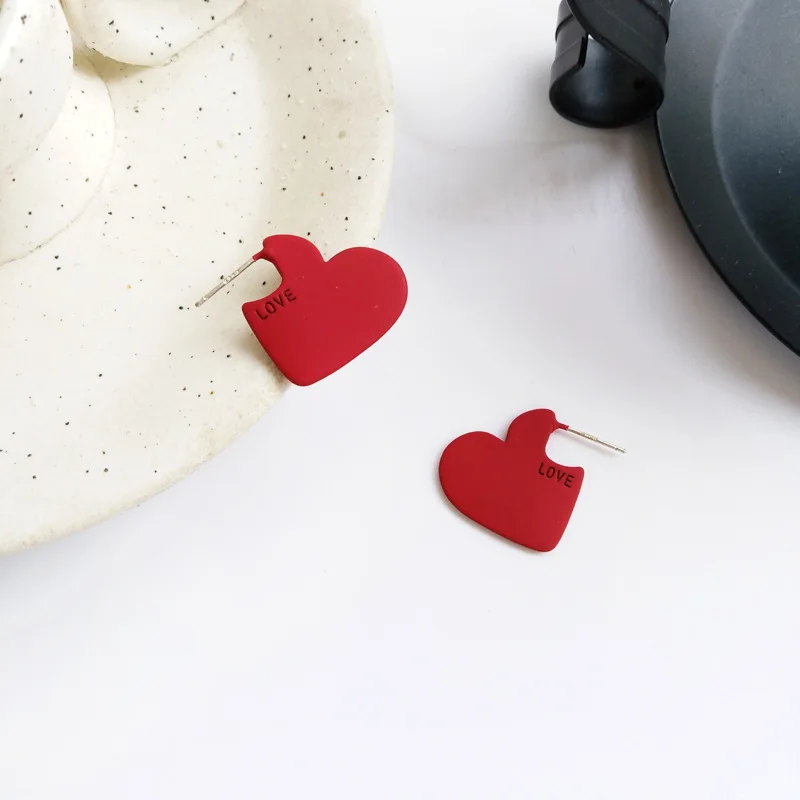 Новые корейские Металлические Элегантные красные серьги-гвоздики с сердечком для женщин милые Простые Вечерние ювелирные изделия Oorbellen подарки
