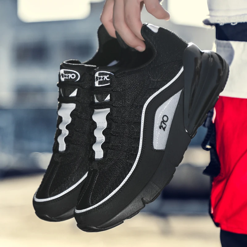 

New male lightweight running shoes breathable mesh sport men outdoor footwear Casual Shoes Fashion Wear-resisting Non-slip Male