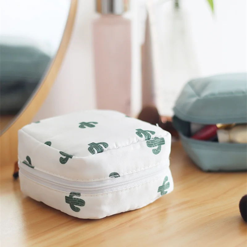 PURDORED 1 pc Solid Color Cosmetic Bag Cactus Travel Toiletry Storage Bag Beauty Makeup Bag Cosmetic Bag Organizer kosmetyczka