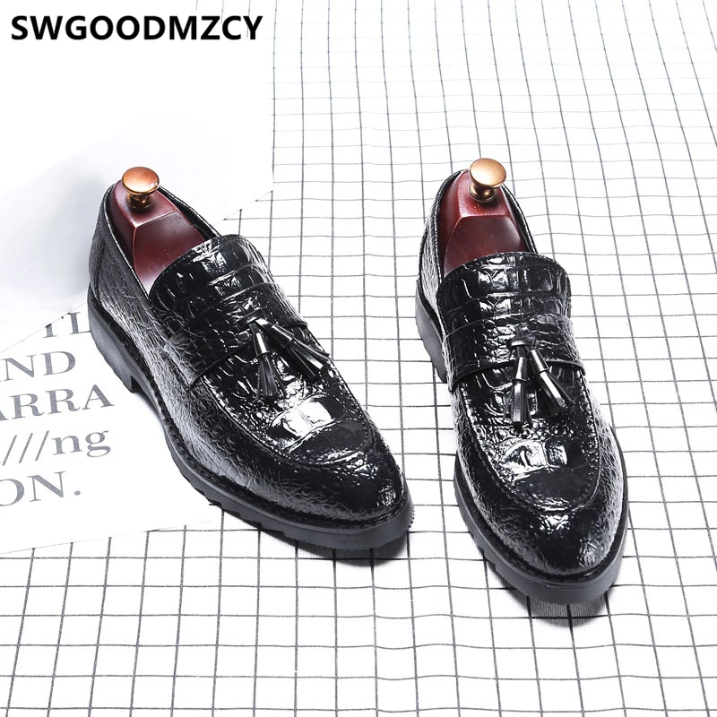 Loafers Mens Dress Shoes Italian Brand Crocodile Shoes Men Classic Coiffeur Italian Shoes Men Formal Sepatu Slip On Pria Ayakkab