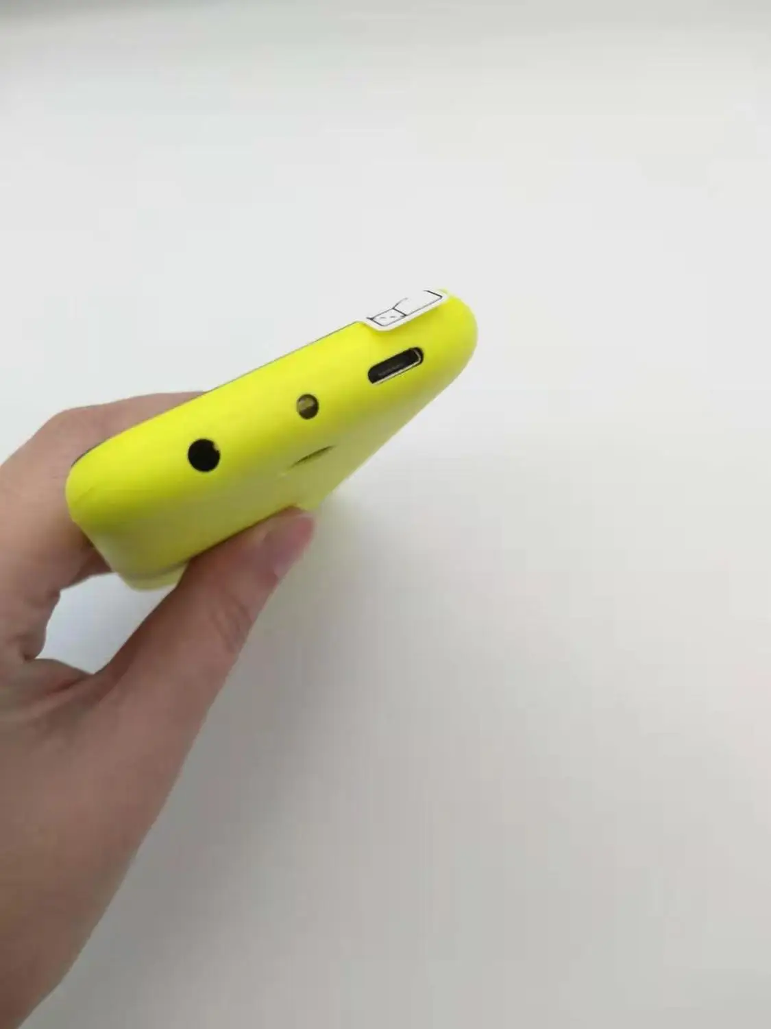 225 разблокированный Nokia 225 одноядерный 2,8 дюйма 2MP камера 2G GSM FM Bluetooth Mp3 плеер мобильный телефон Восстановленный