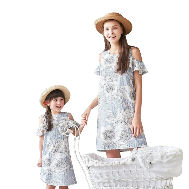 

Fashion Family Look Mother Daughter Dress Short Sleeve Floral Family Clothes Mom Daughter Matching Dresses Shoot Clothing Dress