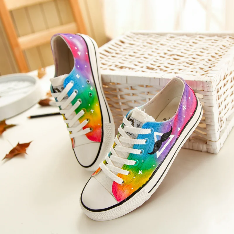 

Top Brand Graffiti Rainbow Colorful Low Top Casual Canvas Men Boys Lace-up Espadrilles Custom Hand Painted Student Board Shoes