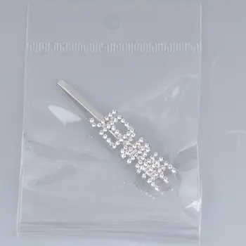

Women Girls Metal Letters Bobby Pins Kpop Members Name Imitation Pearl Rhinestone Hair Clip Fans Supportive Decorative Barrettes