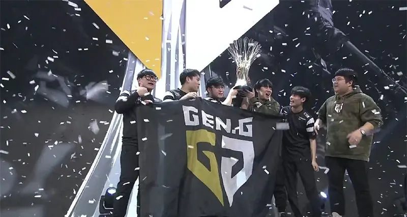 O1CN013ad2KC28y36JGmgU0_!!2621818000