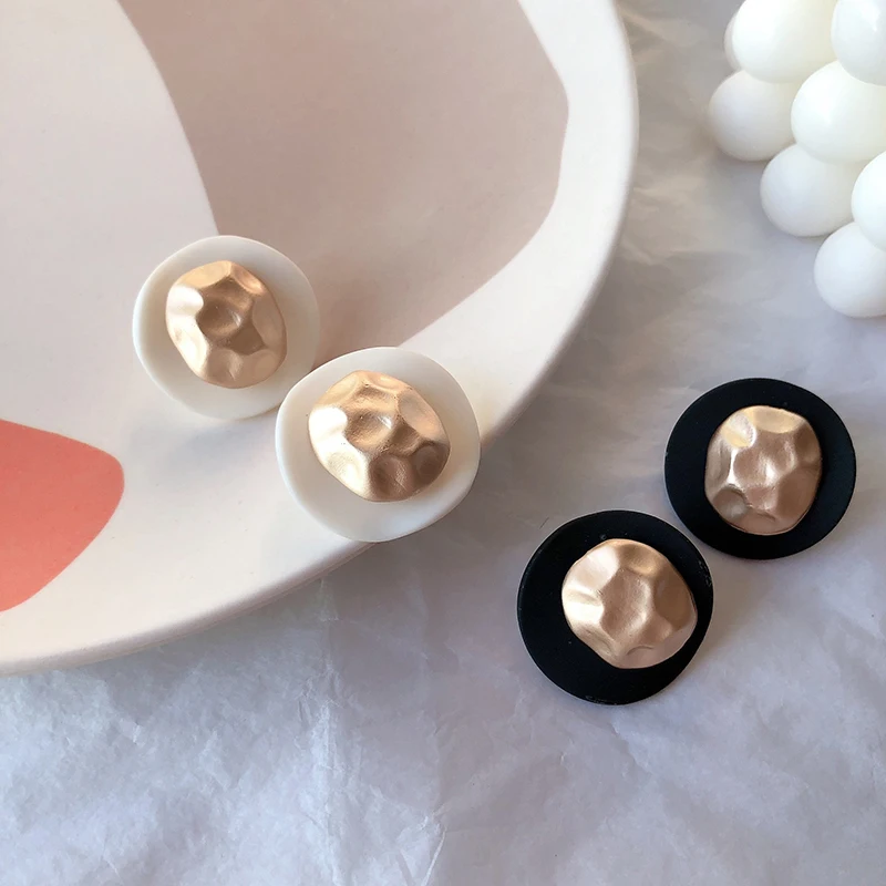 

SRCOI Geometric Round Surface Bump Matte Stud Earrings 925 Sterling Silver Needle Big White Black Button Scrub Irregular Earring