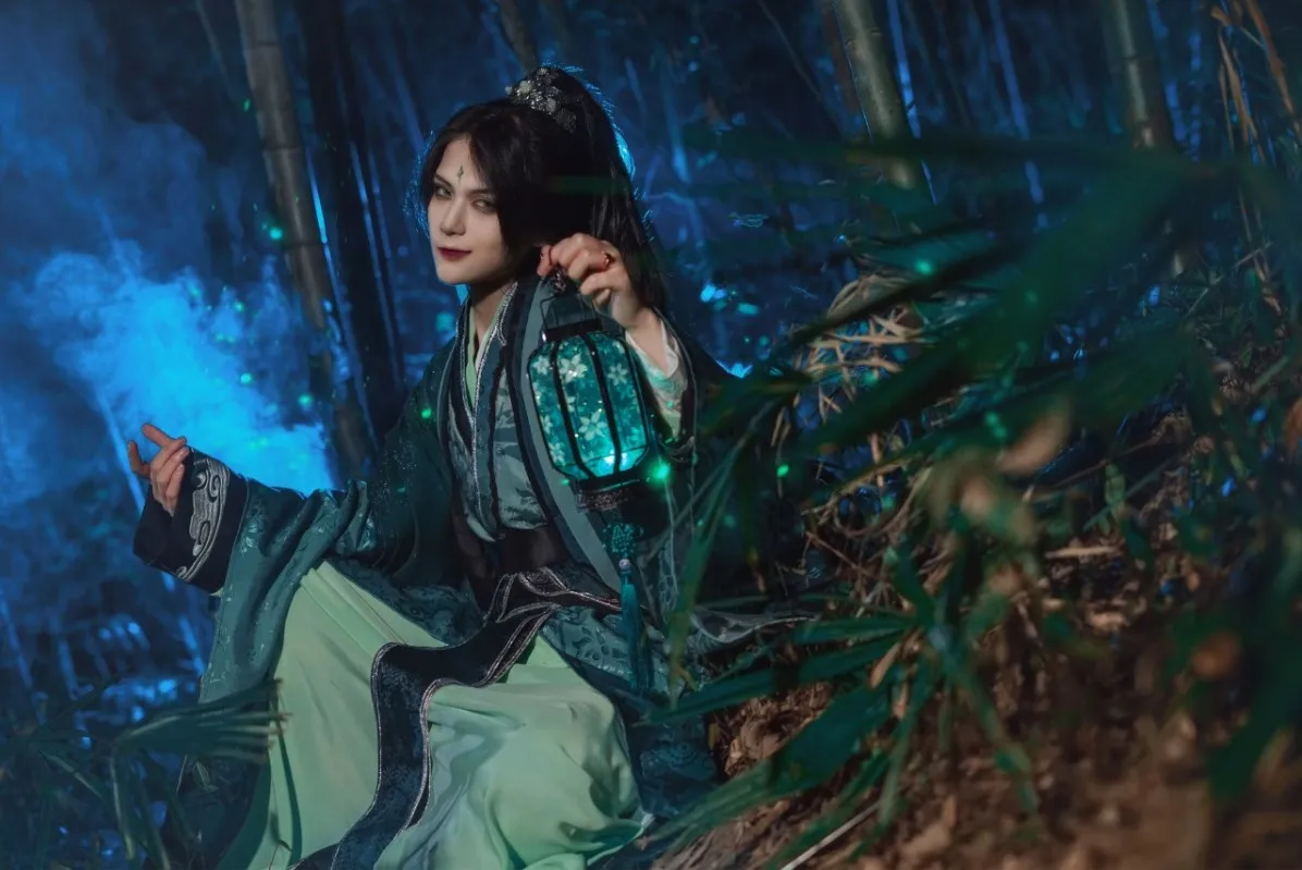 Сяо чжан геншин. Лань цяньцю. Ханьфу хуа чен. Ши цинсюань косплей. Косплей мужчины китай ханьфу.